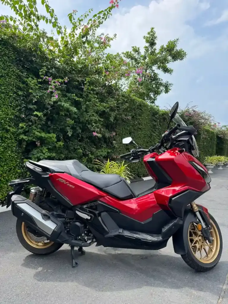 Honda ADV350 Rental Pattaya in Red – Adventure Scooter