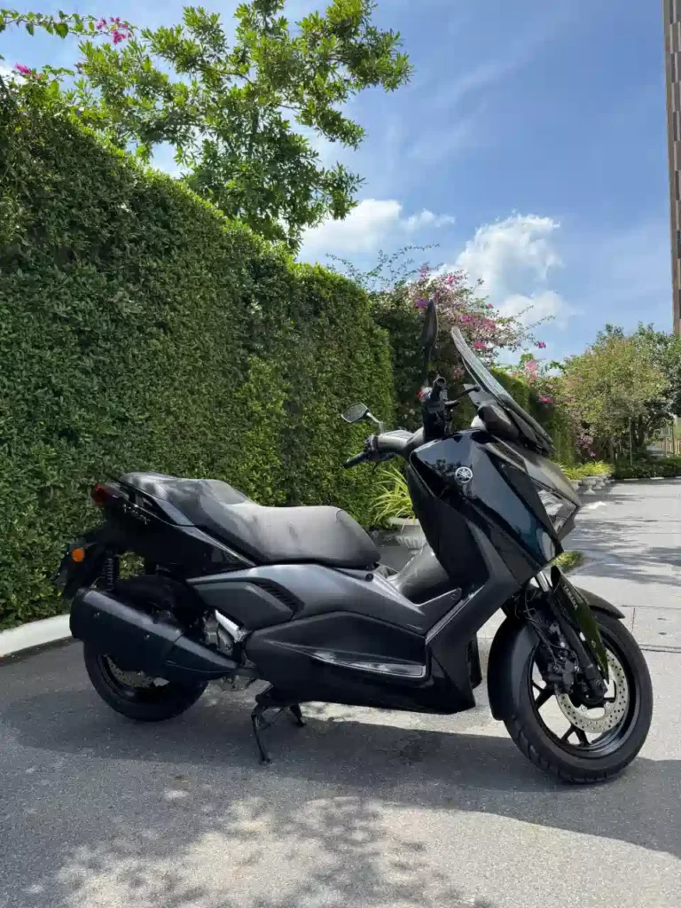 Powerful Yamaha XMax scooter for rent in Pattaya Thailand
